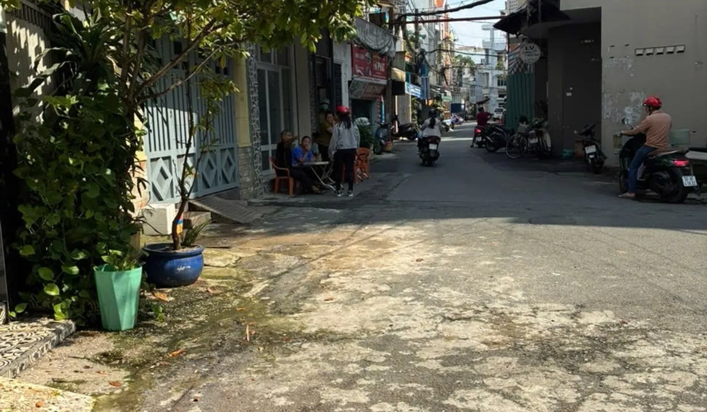 Bán nhà mặt phố 4 tầng tại phường Tân Hòa, TP. HCM, diện tích 66.5m²... Bán nhà mặt phố tại Tân Hòa, Hồ Chí Minh 01