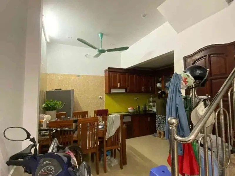 Nhà 4 tầng diện tích 40m² trung tâm quận Cầu Giấy phù hợp ở hoặc đầu tư cho thuê... Bán nhà riêng tại Cầu Giấy, Hà Nội 01