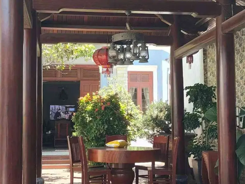 Cơ hội hiếm có sở hữu biệt thự gỗ sang trọng mặt tiền Cách Mạng Tháng Tám... Bán nhà mặt phố tại Cẩm Lệ, Đà Nẵng 01
