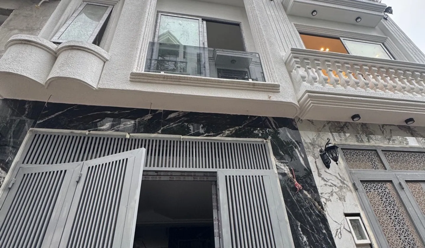 GẦN 60M² – 5 TẦNG – Ô TÔ NGỦ TRONG NHÀ – GÒ VẤP
📐 4×15m | 5 tầng xây mới 100%
🚗 Ô tô ngủ... Bán nhà riêng tại Thông Tây Hội, Hồ Chí Minh 01