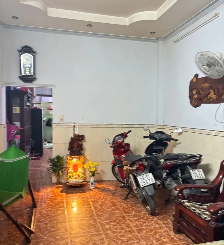 Bán nhà diện tích 105m2, tiền năng tăng giá cao tại Điện Biên Phủ, P.17, BT. Phù hợp đầu tư CHDV... Bán nhà riêng tại Gia Định, Hồ Chí Minh 01
