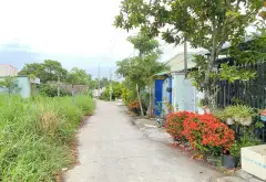 Nhà rộng 2 tầng mặt tiền lớn sát cao tốc, giá tốt Bình Chánh... Bán nhà riêng tại Bình Chánh, Hồ Chí Minh 04