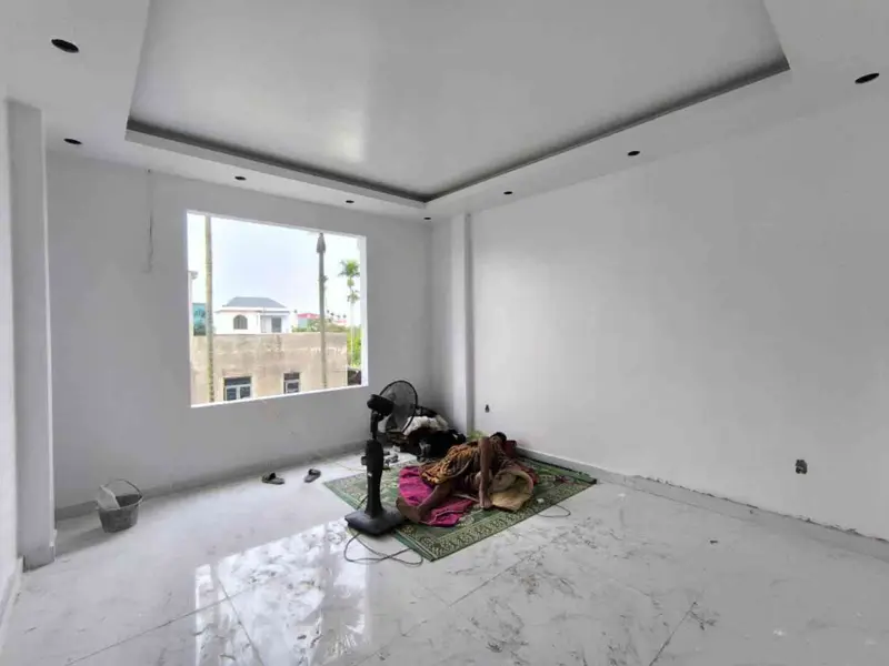 Cơ hội hiếm có sở hữu nhà 3 tầng thiết kế Tân cổ điển tại quận trung tâm... Bán nhà riêng tại Hưng Đạo, Hải Phòng 01