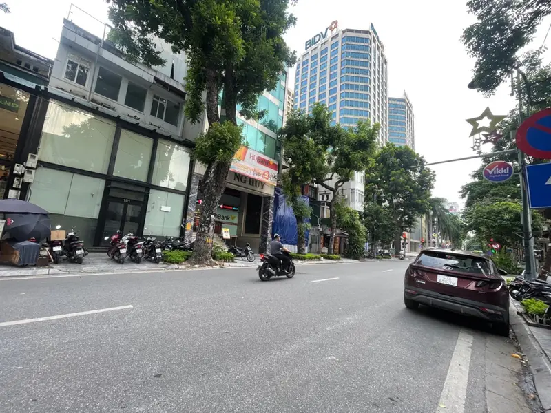Bán Nhà mặt phố Bà Triệu, vỉa hè rộng, kinh doanh, sầm uất, 31m2, 22 tỷ... Bán nhà mặt phố tại Hai Bà Trưng, Hà Nội 01