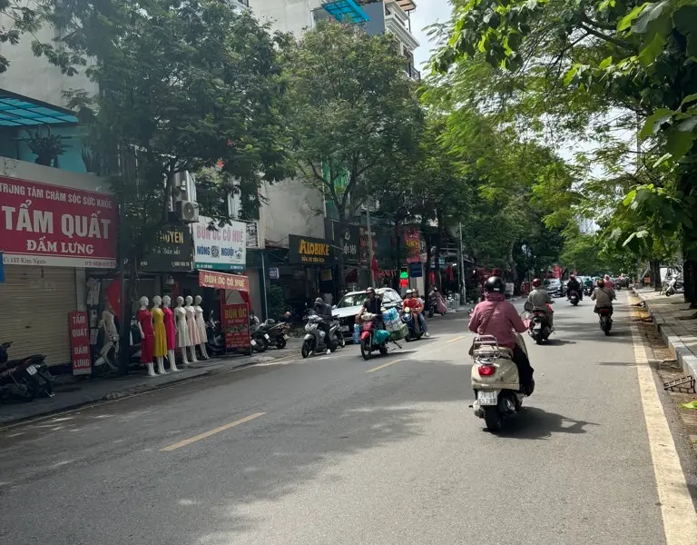 Nhà mặt phố Lạc Trung - Hai Bà Trưng, 63m2 (diện tích GCN 48m2), mặt tiền rộng, 2 thoáng, vỉa hè... Bán nhà mặt phố tại Vĩnh Tuy, Hà Nội 01