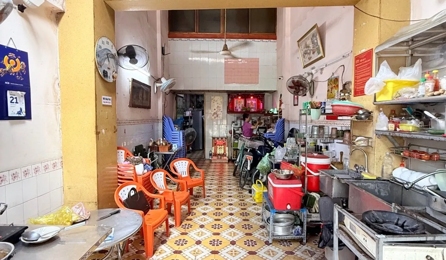 Nhà phố đẳng cấp mặt tiền Phan Xích Long, cơ hội kinh doanh ưu việt tại trung tâm quận Tân Bình... Bán nhà mặt phố tại Minh Phụng, Hồ Chí Minh 01