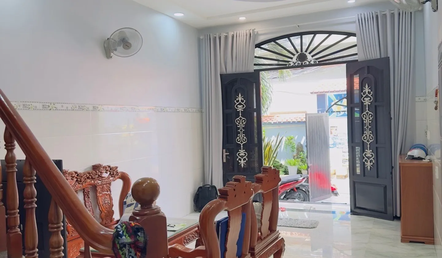 Bán nhà 2 tầng căn góc 3PN tại Tân Bình, gần nhà ga T3... Bán nhà riêng tại Tân Sơn, Hồ Chí Minh 01