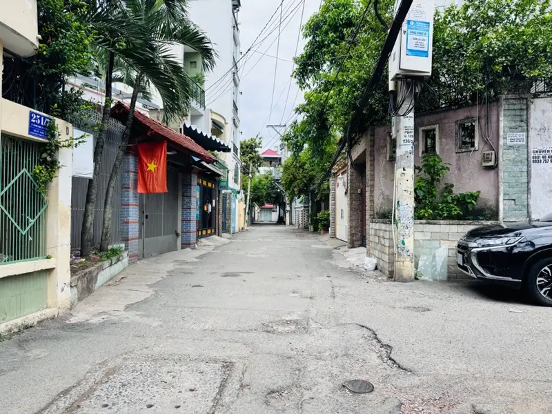 Biệt thự hiện đại 4 tầng với gara ô tô tại trung tâm Bình Thạnh... Bán nhà riêng tại Gia Định, Hồ Chí Minh 01