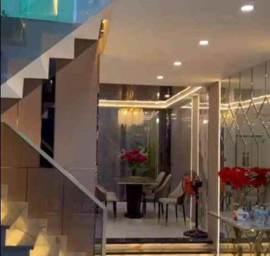 Nhà 6 Tầng Thang Máy, Vị Trí Đẹp, Giá Sốc Tại Quang Trung... Bán nhà riêng tại Thông Tây Hội, Hồ Chí Minh 01
