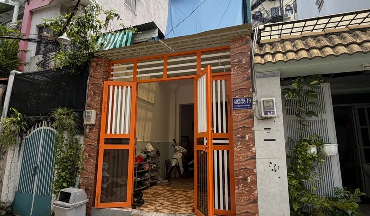 Nhà 2 Tầng Hẻm Rộng Quận Bình Thạnh - 5 Phòng NGủ, Thu Nhập Từ Cho Thuê... Bán nhà riêng tại Bình Lợi Trung, Hồ Chí Minh 01