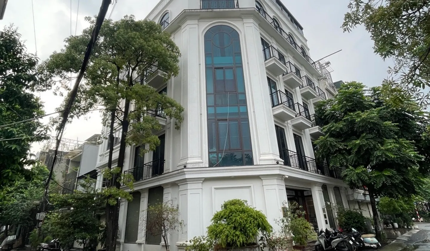 Văn phòng cho thuê 7 tầng khu vực Yên Sở, Hà Nội, vị trí lô góc ô tô tránh... Bán văn phòng tại Yên Sở, Hà Nội 01