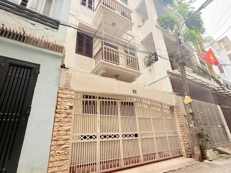 Nhà Trần Quốc Hoàn – phân lô, ô tô tránh, ở cực sướng giữa trung tâm Cầu Giấy.... Bán nhà riêng tại Nghĩa Đô, Hà Nội 01