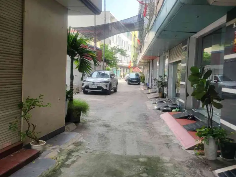 Nhà 4 tầng hiện đại thiết kế sang trọng tại khu vực đông dân cư... Bán nhà riêng tại An Biên, Hải Phòng 01