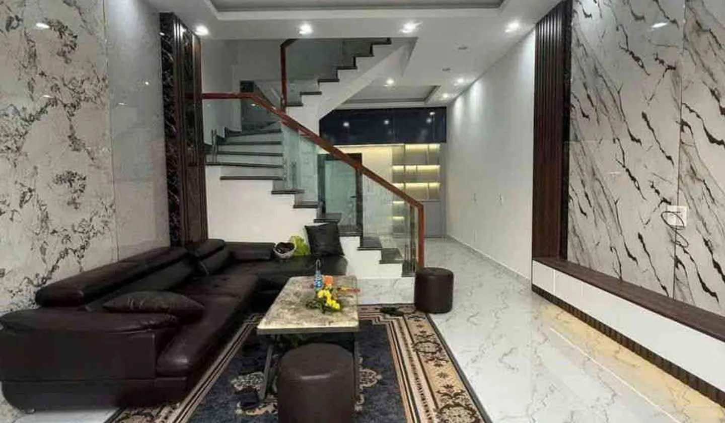 Nhà riêng 4 tầng mới xây tại khu vực ngã 3 thuận tiện kinh doanh... Bán nhà riêng tại Hưng Đạo, Hải Phòng 01
