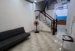 Nhà 2 tầng đẹp, hẻm xe hơi, tiện nghi Hoàng Hoa Thám... Bán nhà riêng tại Gia Định, Hồ Chí Minh 01