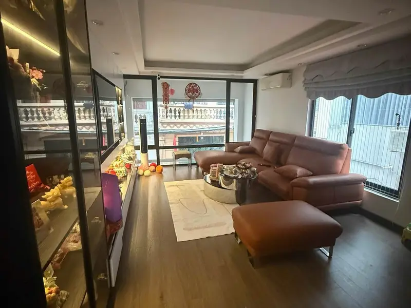Nhà Ô Tô Vào Nhà Lõi Đống Đa - Gần Phố Sầm Uất... Bán nhà riêng tại Ô Chợ Dừa, Hà Nội 01