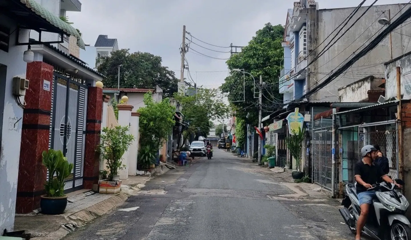Bán nhà mặt phố tại phường Tân Thới Hiệp, Hồ Chí Minh, 109m2, 4 tầng, phù hợp kinh doanh... Bán nhà mặt phố tại Tân Thới Hiệp, Hồ Chí Minh 01