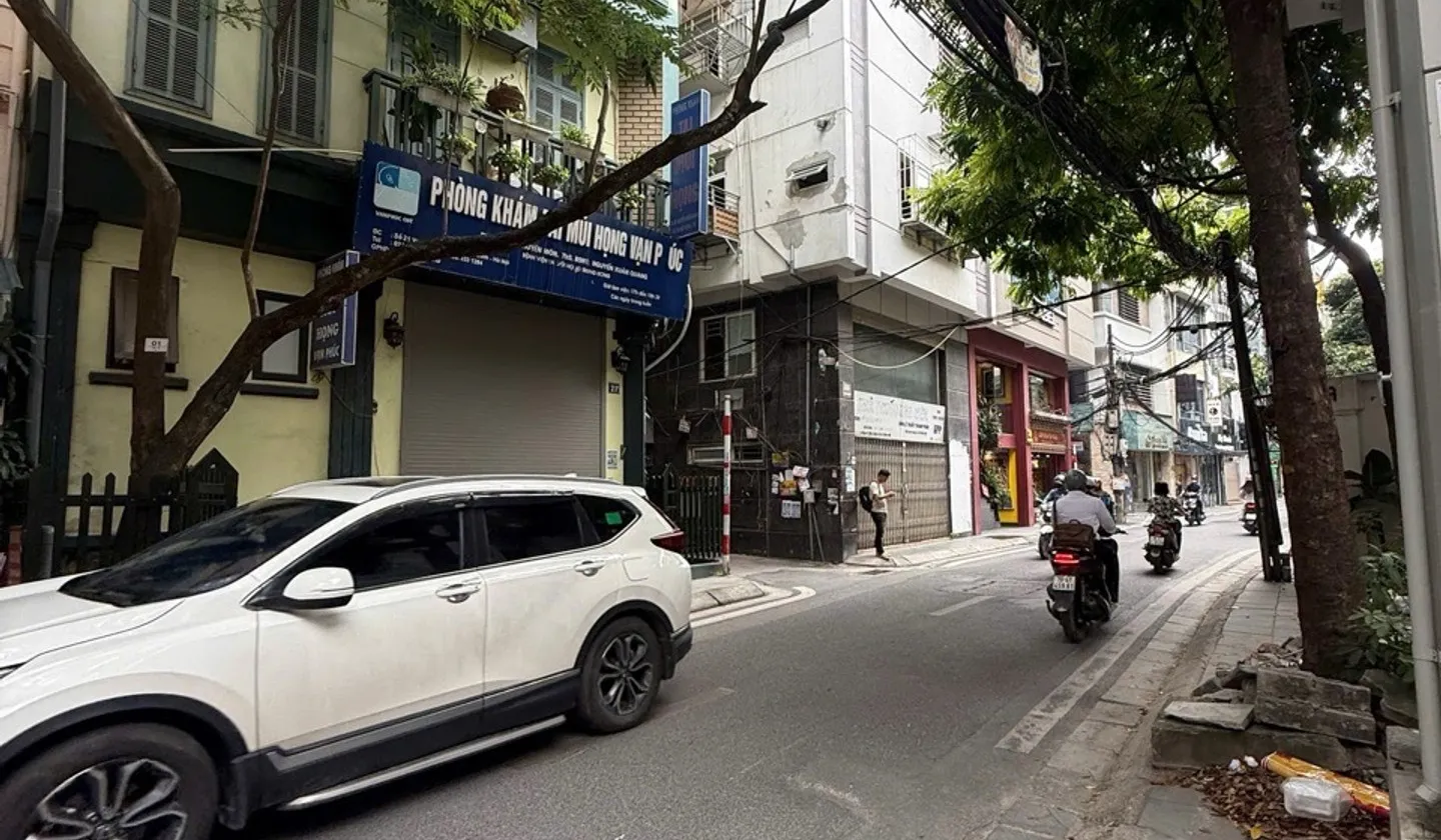 Bán nhà riêng 3 tầng 34m2 khu phân lô Vạn Bảo Ba Đình ô tô đỗ tại cửa giá 12 tỷ... Bán nhà riêng tại Ngọc Hà, Hà Nội 01