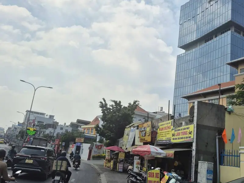 Nhà mặt tiền Phan Đăng Lưu, Phú Nhuận, hiếm có dòng tiền tốt... Bán nhà mặt phố tại Đức Nhuận, Hồ Chí Minh 01