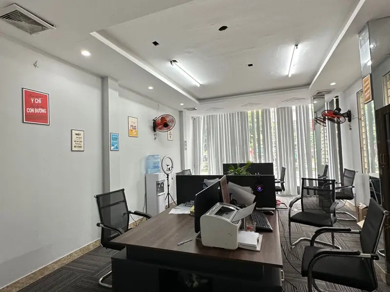 Bán nhà mặt phố đường Phạm Văn Đồng, diện tích sử dụng 50m2, 4 tầng... Bán nhà mặt phố tại Cầu Giấy, Hà Nội 01