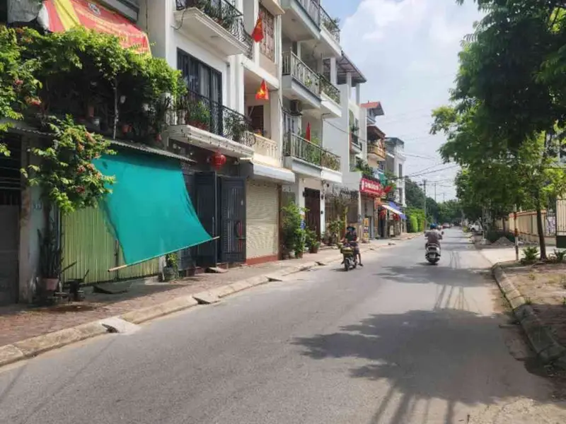 Nhà đẹp, ngõ thông ô tô, sống tiện nghi ngay Đông Mỹ... Bán nhà riêng tại Nam Phù, Hà Nội 01