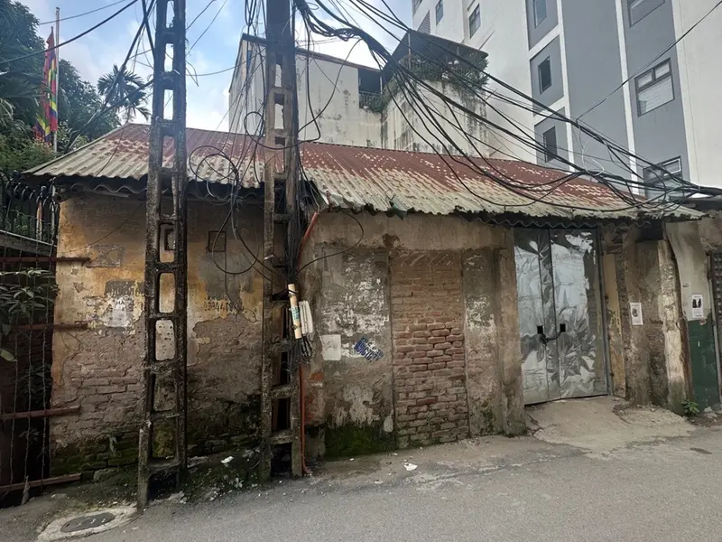 Nhà lô góc mặt tiền rộng Láng - Cơ hội hiếm để kinh doanh đỉnh giá tốt... Bán nhà riêng tại Láng, Hà Nội 01