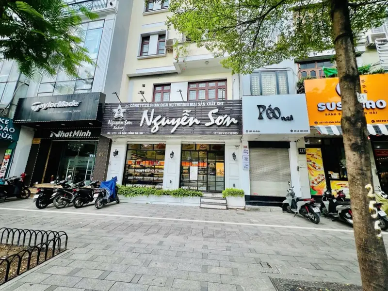 NHÀ SIÊU ĐẸP MỘT MẶT PHỐ XÃ ĐÀN- MỘT MẶT NGÕ XE MÁY - 5 TẦNG MẶT TIỀN 7m- TẦNG 1 CHO THUÊ 28 TRIỆU... Bán nhà mặt phố tại Văn Miếu - Quốc Tử Giám, Hà Nội 01