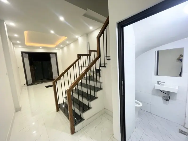 Bán nhà riêng 4 tầng tại phường Việt Hưng, diện tích 34.5m², gần ô tô, giá 7.2 tỷ... Bán nhà riêng tại Việt Hưng, Hà Nội 01