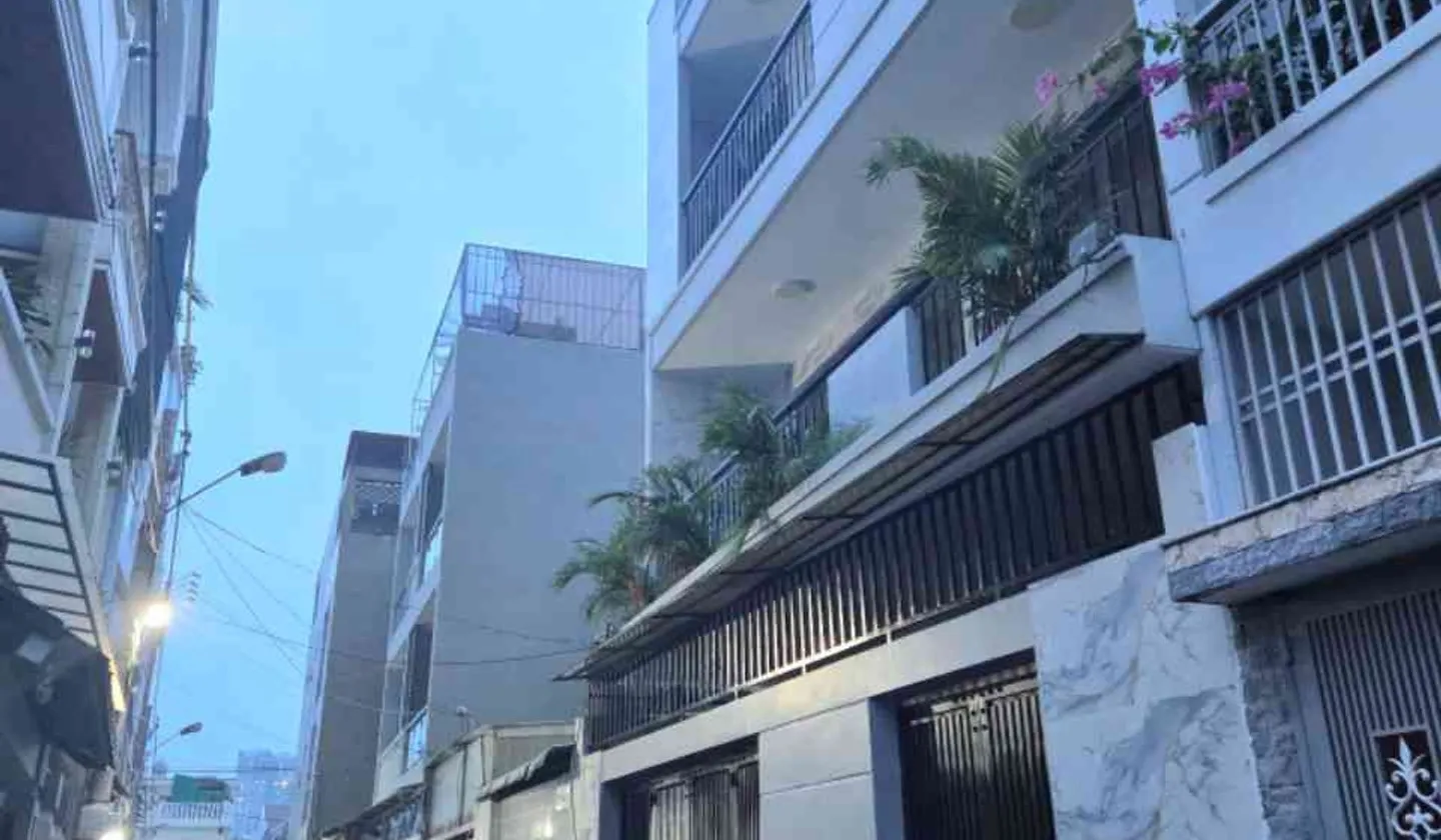 NHÀ MỚI 4 TẦNG HẺM Ô TÔ - LINH TÂY THỦ ĐỨC : 100m2( 8,7x11.5) Chỉ : 10.5 tỷ TL - SỔ HỒNG RIÊNG... Bán nhà riêng tại Linh Xuân, Hồ Chí Minh 01