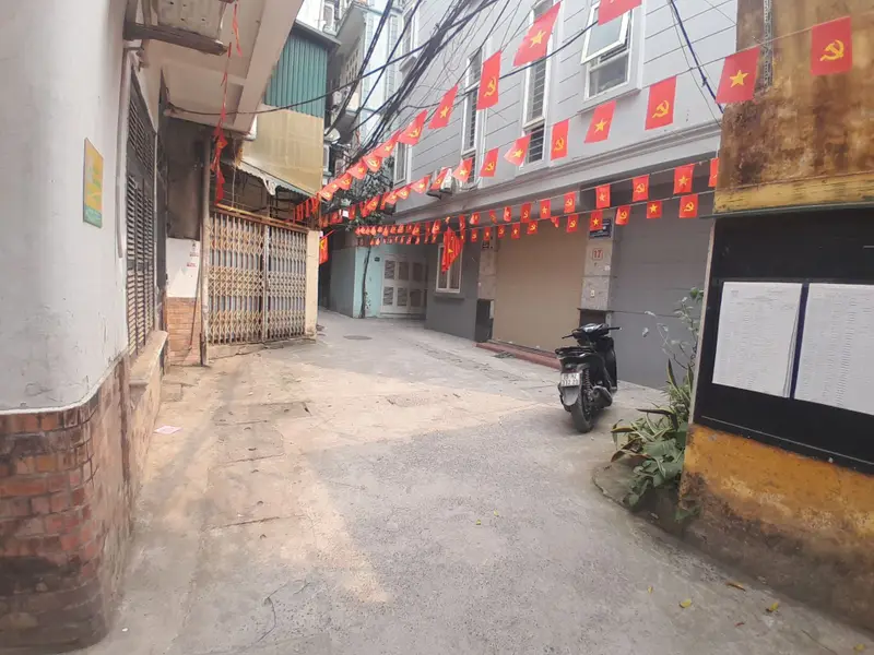 Bán nhà 3 tầng 3 phòng ngủ tại phường Ngọc Hà, Hà Nội... Bán nhà riêng tại Ngọc Hà, Hà Nội 01