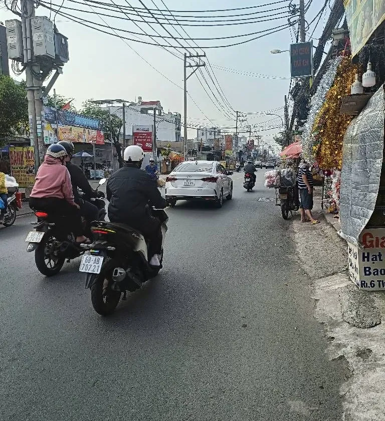 Bán đất lô góc 2 mặt tiền tại chợ Đại Hải Xuân Thới Thượng, 8x14m full thổ... Bán đất tại Bà Điểm, Hồ Chí Minh 01