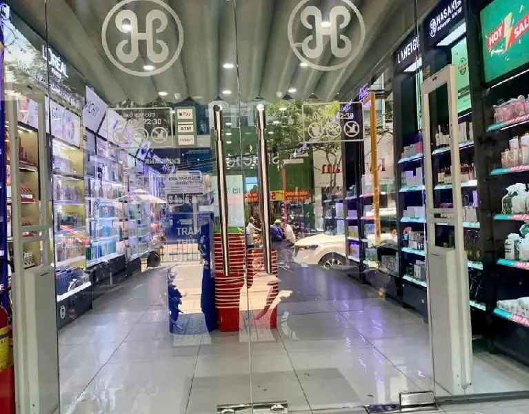 MẶT TIỀN 4 TẦNG DÒNG TIỀN GẦN 100 TRIỆU / THÁNG - VỊ TRÍ ĐẮC ĐỊA SÁT LOTTE MART - NGUYỄN THỊ THẬP... Bán nhà mặt phố tại Tân Hưng, Hồ Chí Minh 01