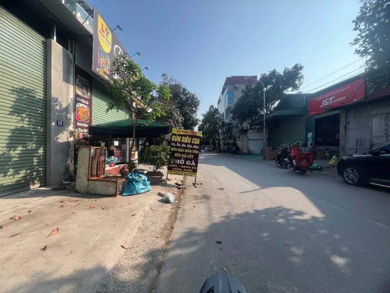 Bán nhà mặt phố vị trí vàng Trâu Quỳ – Cơ hội đầu tư sinh lời hiếm có... Bán nhà mặt phố tại Gia Lâm, Hà Nội 01