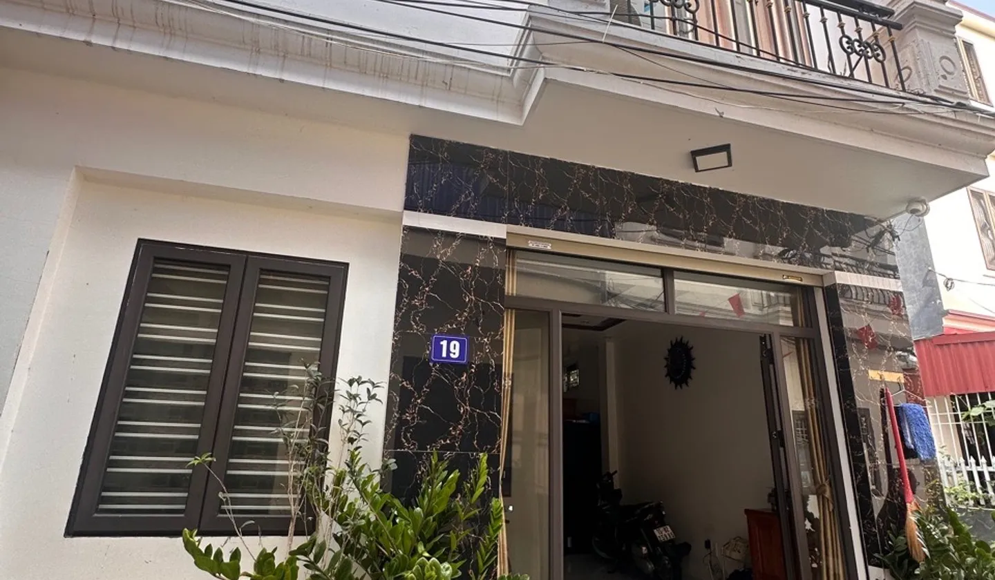 Nhà riêng thiết kế độc lập, không gian thoáng đãng giữa khu dân trí cao tại Vĩnh Khê... Bán nhà riêng tại An Hải, Hải Phòng 01