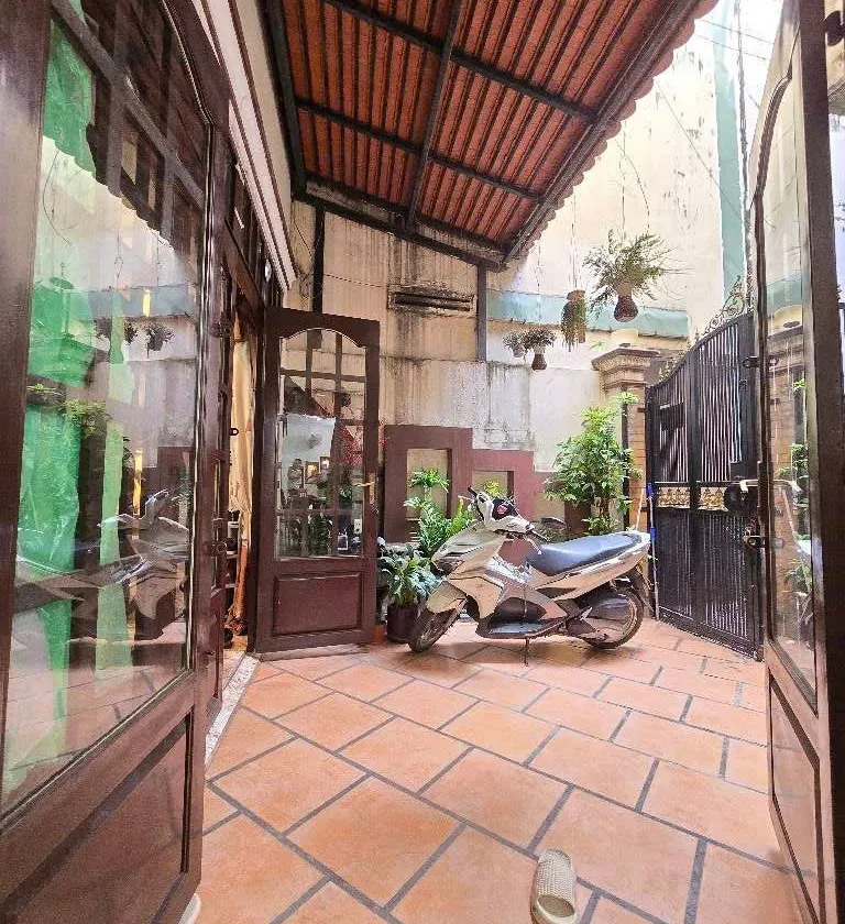 Định cư Nhà chính chủ 5 tầng hxh Lê Văn Sỹ quận 3
6m x 10m 5 phòng 5 wc cao cấp
Thiện chí bán nhanh... Bán nhà riêng tại Nhiêu Lộc, Hồ Chí Minh 01