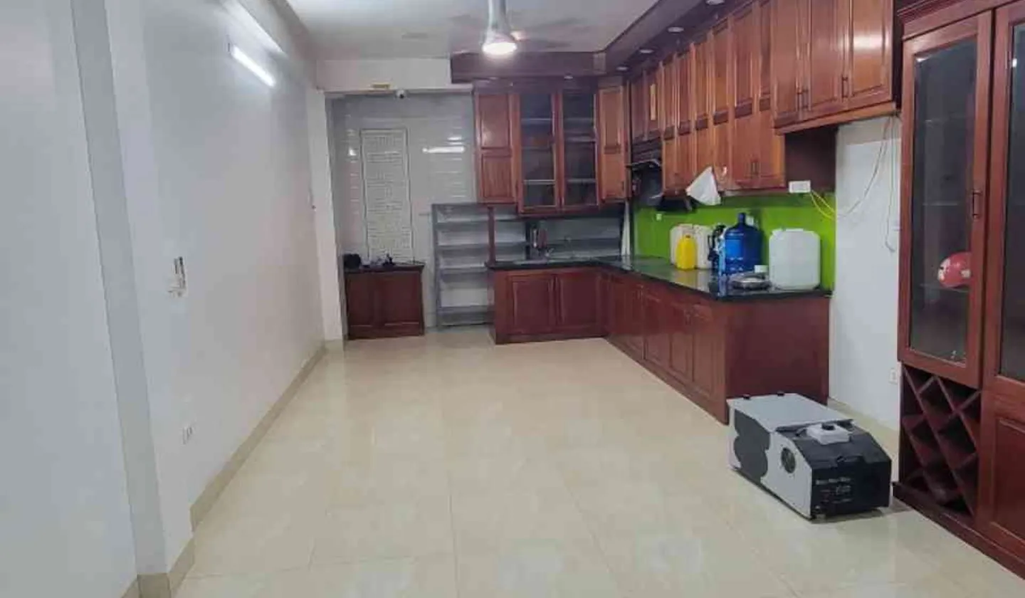 Nhà mặt phố không Quy hoạch 5 tầng diện tích tại Long Biên, tiện kinh doanh và văn phòng... Bán nhà mặt phố tại Long Biên, Hà Nội 01