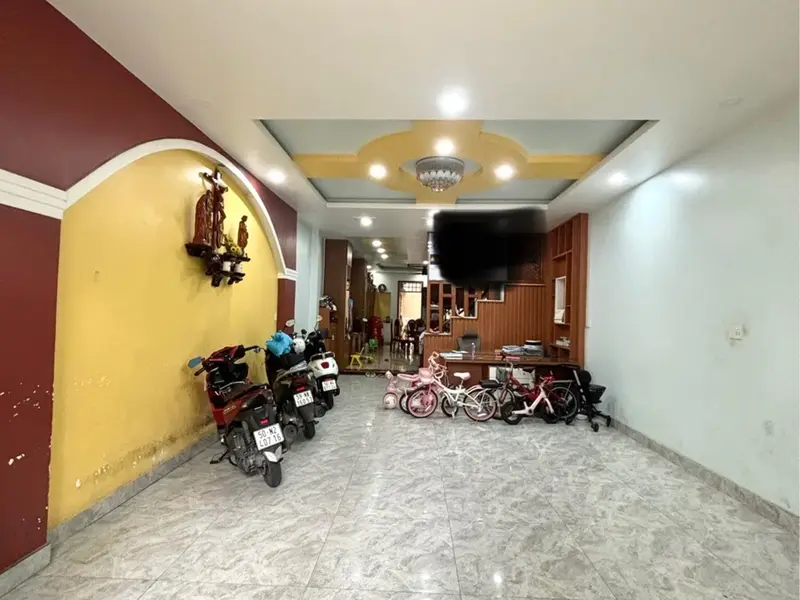 Nhà mặt tiền đường 50A ngang 5m bề thế,nhà 4 lầu chắc chắn,vew công viên chill chill.Mặt tiền đường... Bán nhà mặt phố tại Tân Tạo, Hồ Chí Minh 01