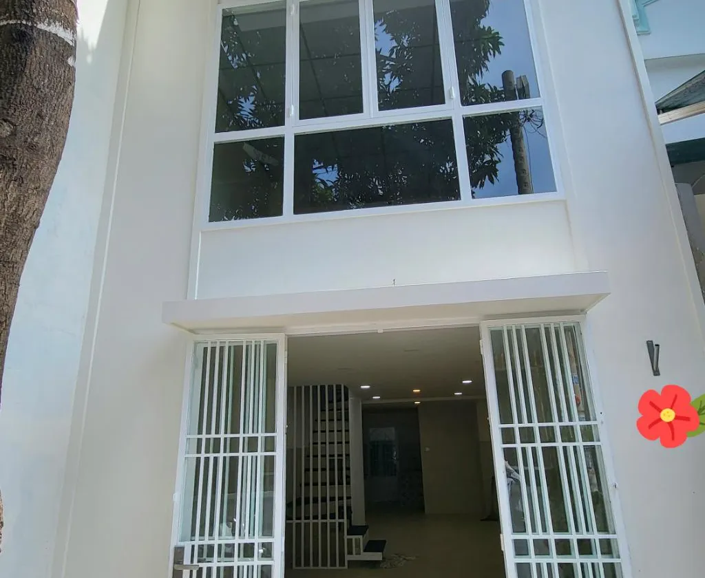 Nhà 2 tầng siêu xinh đường Lâm Văn Bền, Quận 7, giá hời chỉ 3.3 tỷ... Bán owner_side tại Phú Thuận, Hồ Chí Minh 01