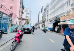 Nhà mặt tiền kinh doanh sầm uất tại Quận 1, diện tích 57m2... Bán nhà mặt phố tại Cầu Ông Lãnh, Hồ Chí Minh 05