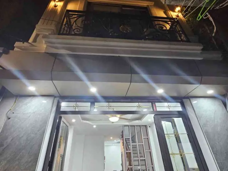 Bán nhà Thạch Bàn Long Biên - 5 tầng thang máy, 6 phòng ngủ, đầy đủ nội thất - 46m2 hơn 8 tỷ... Bán nhà riêng tại Long Biên, Hà Nội 01