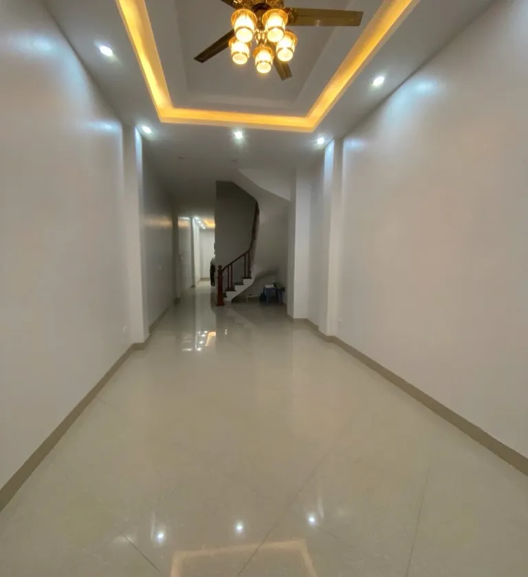 THANG MÁY – Ô TÔ ĐỖ CỬA – DÂN XÂY-SÁT PHỐ – GIỮ TIỀN & SINH LỜI ĐỈNH- TÂY HỒ... Bán owner_side tại Tây Hồ, Hà Nội 01