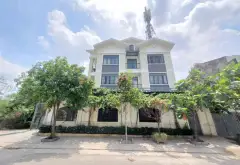 Biệt Thự Ven Sông đường Đặng Thùy Trâm, BThanh. Vị Trí Đắc Địa.
184m2. 4 Tầng. 12x14,5m.... Bán nhà riêng tại Bình Lợi Trung, Hồ Chí Minh 01