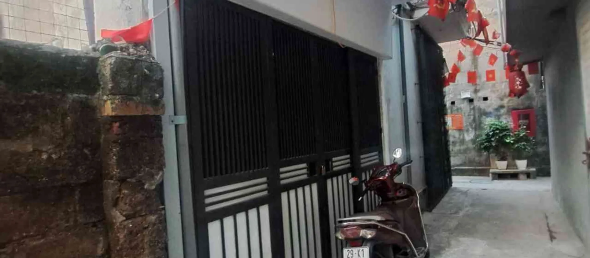Bán căn hộ tập thể 1 tầng tại phường Đức Giang, vị trí thuận tiện... Bán căn hộ chung cư tại Việt Hưng, Hà Nội 01