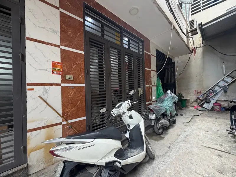 Nhà 4 tầng hiện đại, ô tô đỗ gần, chợ Bắc Lãm thuận tiện... Bán nhà riêng tại Phú Lương, Hà Nội 01