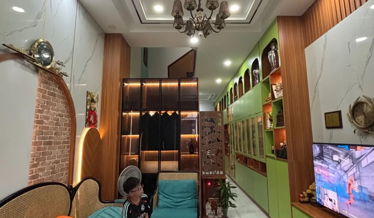 Nhà 3 tầng 4 phòng ngủ giá 7,45 tỷ tại Chiến Lược quận Bình Tân... Bán nhà riêng tại Bình Trị Đông, Hồ Chí Minh 01