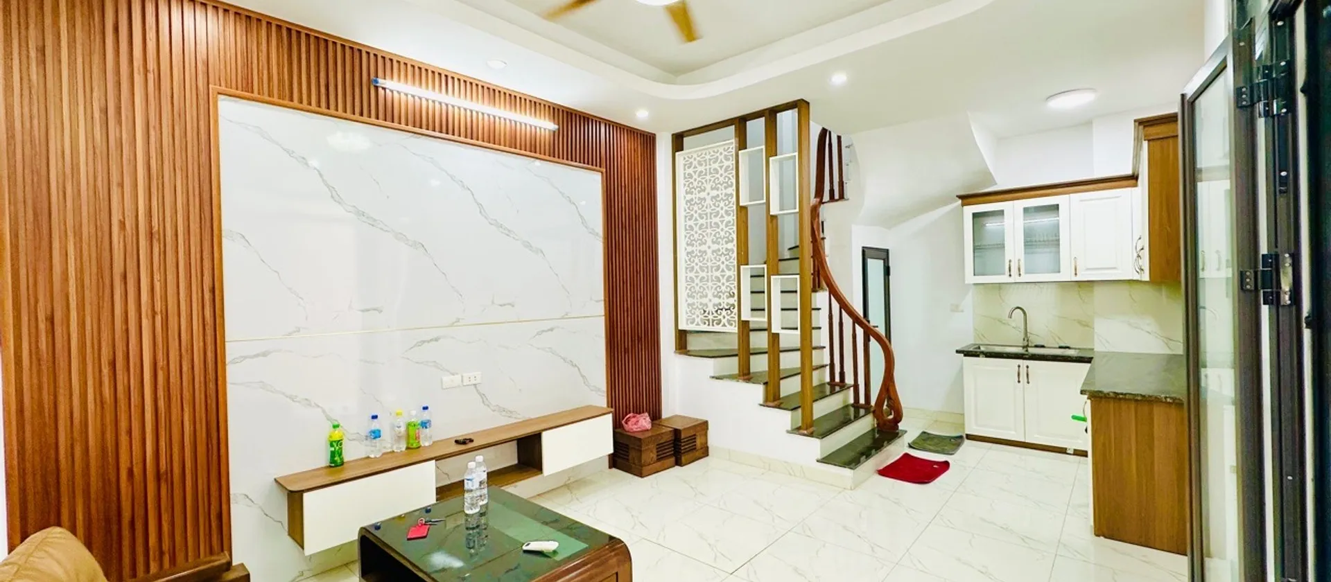 BÁN NHÀ 5 TẦNG 3PN THẠCH BÀN– FULL NỘI THẤT... Bán nhà riêng tại Long Biên, Hà Nội 01