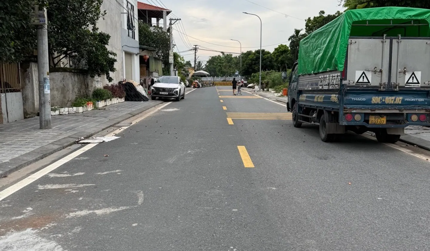 Nhà 3 tầng, ô tô đỗ cửa. Cách trâu quỳ 5p di chuyển, ngay gần vin 1,2,3... Bán đất tại Như Quỳnh, Hưng Yên 01