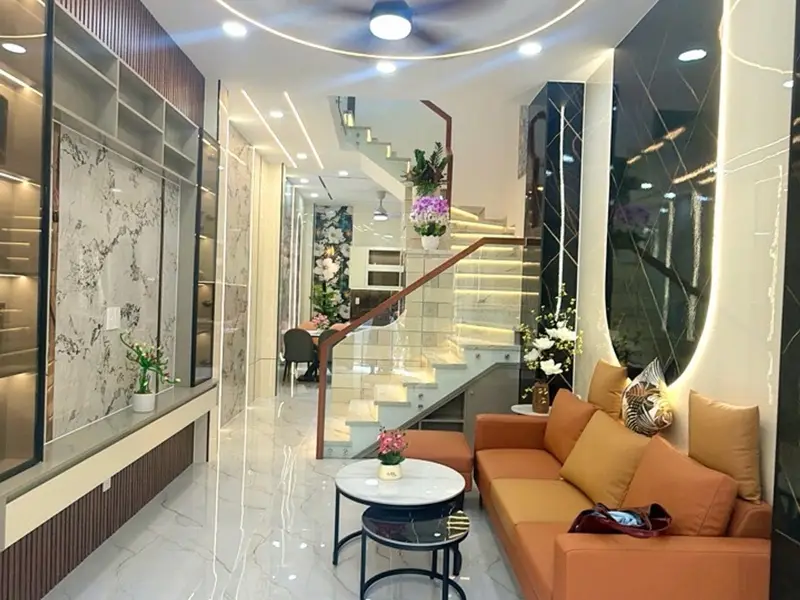 Nhà riêng 3 tầng gần sân bay tại Tân Bình với nội thất cao cấp... Bán nhà riêng tại Tân Sơn, Hồ Chí Minh 01