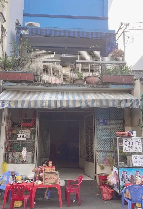 MẶT TIỀN HẺM KINH DOANH SẦM UẤT Q. TÂN BÌNH - NGAY LẠC LONG QUÂN - 2 TẦNG - TIỆN XÂY MỚI - 4,5M X 2... Bán nhà riêng tại Bảy Hiền, Hồ Chí Minh 01