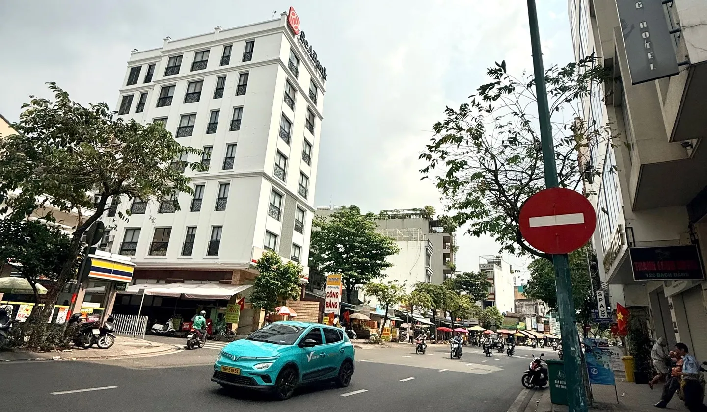 CHDV MẶT TIỀN Bạch Đằng - Tân Bình, khu sân bay, 12PN 13WC - Tự khai thác ~100triệu/tháng... Bán nhà mặt phố tại Tân Sơn Hòa, Hồ Chí Minh 01